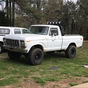 Meet your Posher, Christy